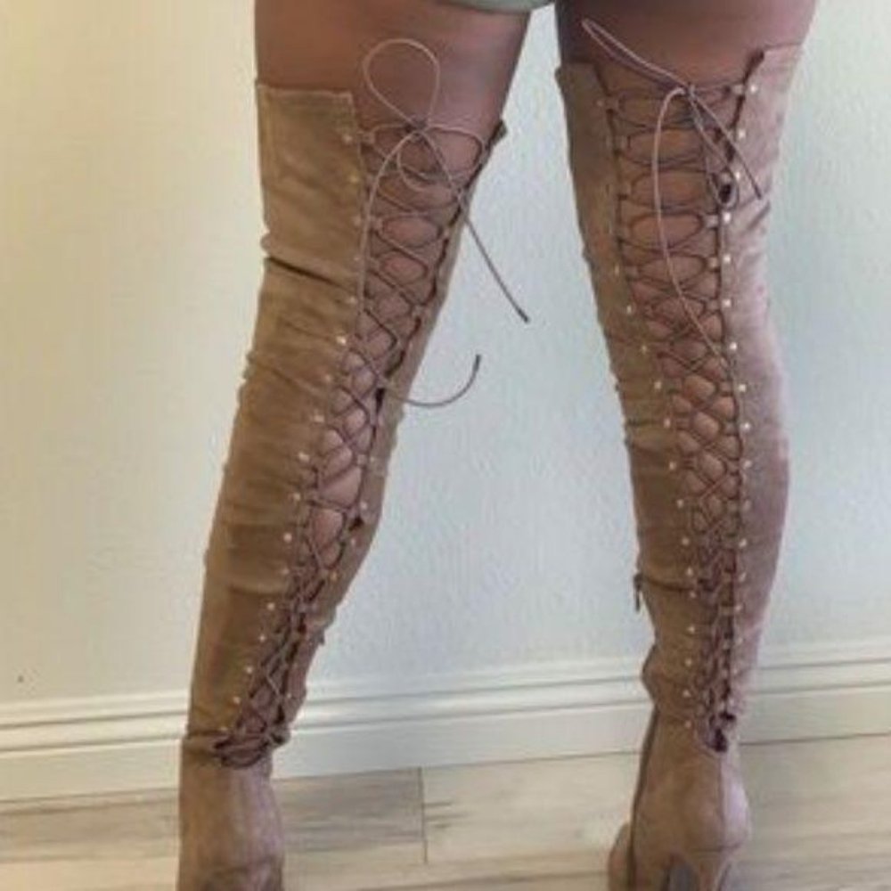 NEW !! Stretchy Over the Knee Lace Up Boots in Red - Picture 9 of 10